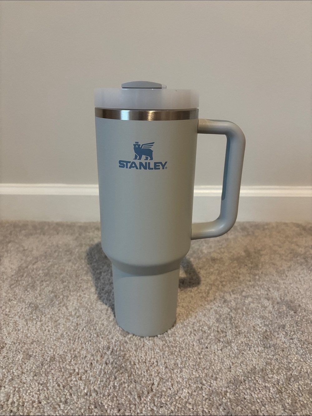 Stanley Light Gray Insulated Travel Mug with Handle